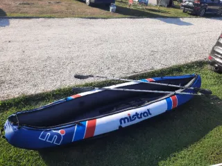 Kayak hinchable Mistral para reparar