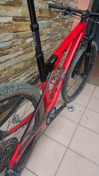 Bicicleta Trek Supercaliber Roja