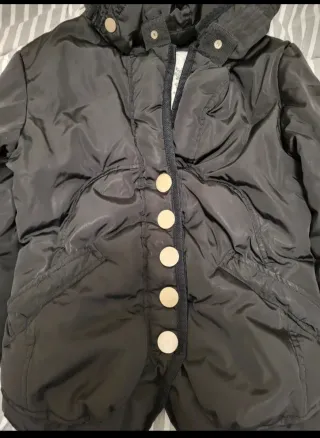 Giubbino donna nero con bottoni marca guxy