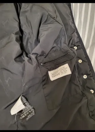 Giubbino donna nero con bottoni marca guxy