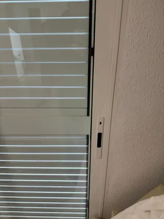 Puerta corredera doble cristal 4 hojas