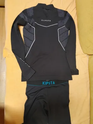 Conjunto Térmico Kipsta Negro Talla 7-10 años