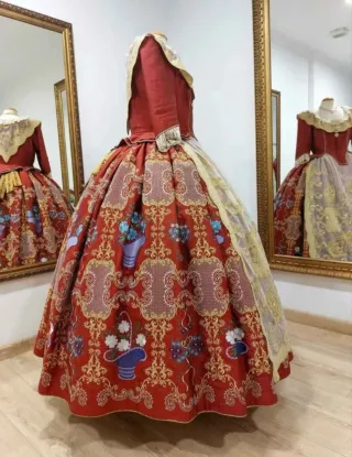 Traje de Fallera Bordado