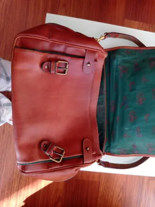 Maletín piel rosa de los vientos grabada