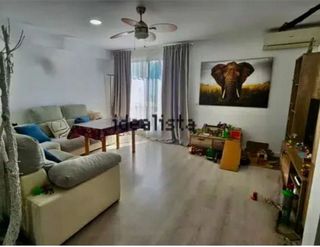 Casa adosada en alquiler en Ctra de Sevilla - Ronda sur en Badajoz