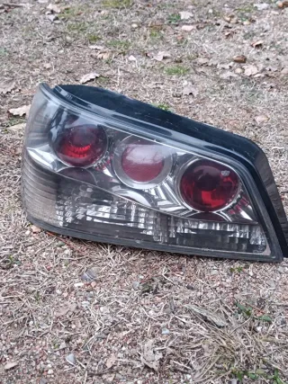 Peugeot 306, Pilotos, faros tipo Lexus Homologado