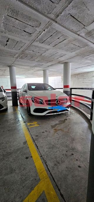 Garaje en venta en Centre - Estació en Sant Cugat del Vallès