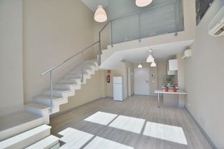 Oficina en alquiler en Virgen del Cortijo - Manoteras en Madrid