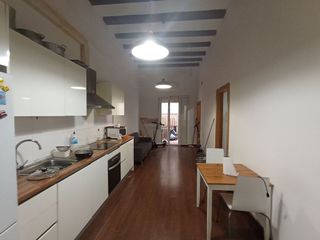 Piso en venta en La Torrassa en Hospitalet de Llobregat, L´