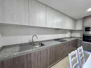 Piso en venta en Florida Alta en Alicante