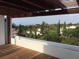 Piso en alquiler en Lomas de Marbella Club - Puente Romano en Marbella
