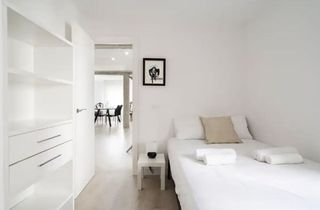 Piso en alquiler en Castillejos en Madrid