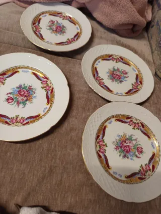 4 Piattini VIZAVI Porcellana