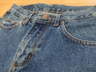 Pantalón vaquero BAND Talla 36 a estrenar