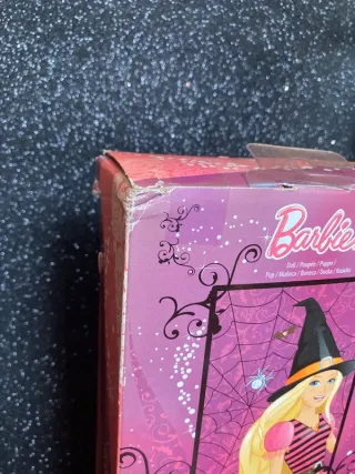 Barbie Halloween 2011 NRFB