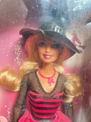 Barbie Halloween 2011 NRFB