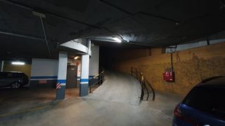 Garaje en venta en Sant Joan Despí