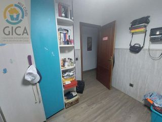 Chalet en venta en La Granja-La Colina-Los Pastores en Algeciras