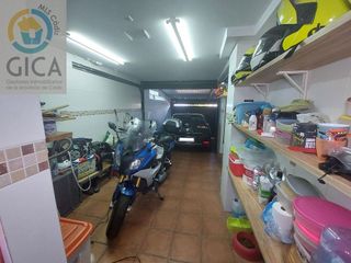 Chalet en venta en La Granja-La Colina-Los Pastores en Algeciras