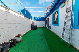 Casa adosada en venta en Alcalá del Río