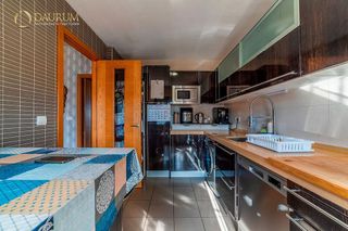 Casa adosada en venta en Alcalá del Río