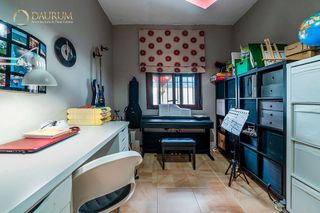 Casa adosada en venta en Alcalá del Río