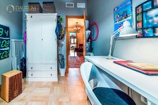 Casa adosada en venta en Alcalá del Río