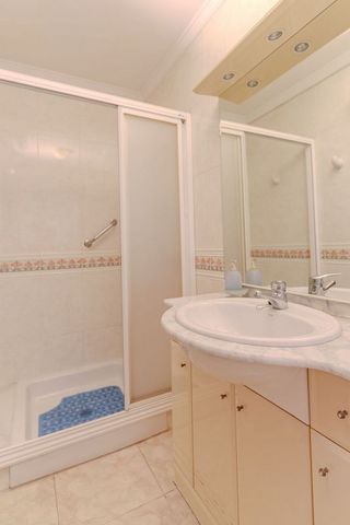 Casa adosada en venta en Oliva pueblo en Oliva