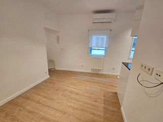 Piso en alquiler en Cortes - Huertas en Madrid