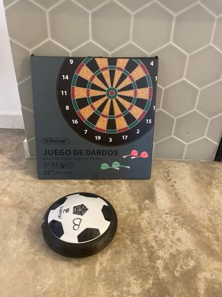 Diana de dardos y juego de fútbol flotante, móvil