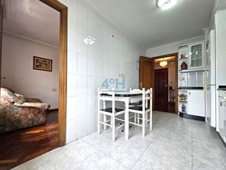 Piso en venta en Posío en Ourense