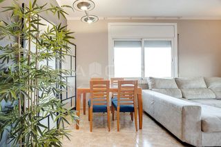 Piso en venta en Artigas - Llefià en Badalona