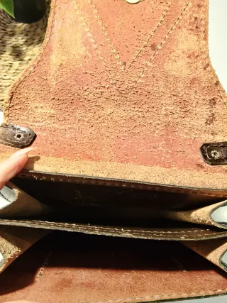 Bolso de cuero marrón