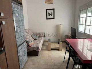 Piso en alquiler en Ciudad Jardín - Tagarete - El Zapillo en Almería