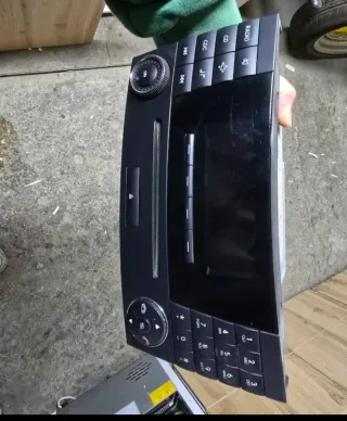 Radio Mercedes E320 W211