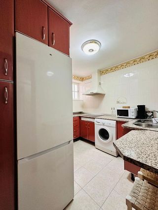 Piso en alquiler en Cruz Roja en Sevilla