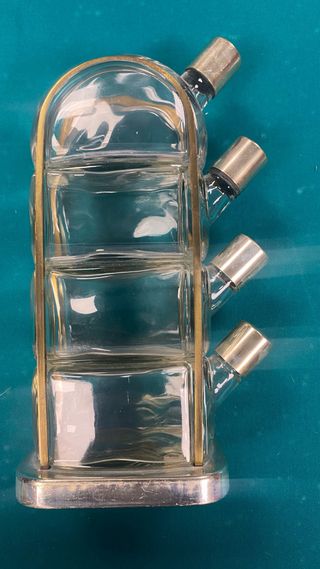 Botella de cristal para 4 licores Marca GARNIER