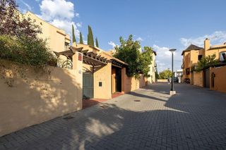 Casa adosada en venta en Cerrillo de Maracena - Periodistas en Granada