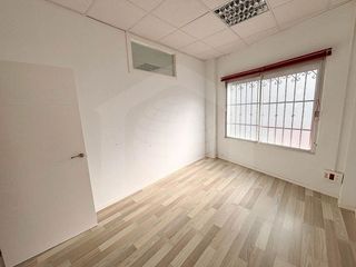 Local comercial en venta en Cártama