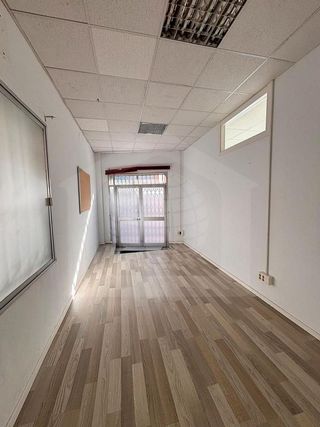 Local comercial en venta en Cártama