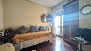 Piso en venta en Las Arenas Centro en Getxo