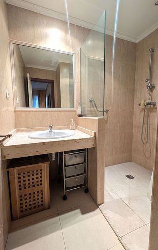 Piso en venta en Las Arenas Centro en Getxo