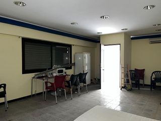 Local comercial en venta en Zona Puerto Deportivo en Fuengirola