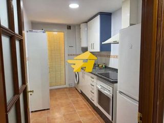 Piso en alquiler en Huerta de la Reina - Trassierra en Córdoba