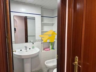 Piso en alquiler en Huerta de la Reina - Trassierra en Córdoba