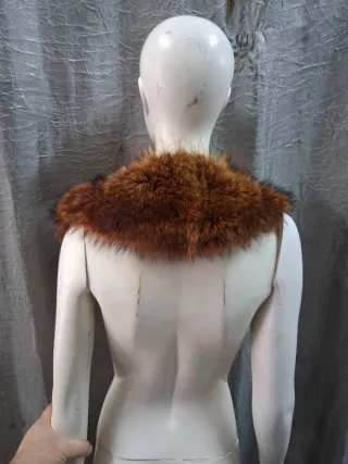 Collo stola scialle vera pelle lunghezza  cm 106