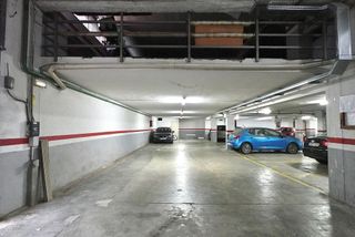 Garaje en venta en El Gall en Esplugues de Llobregat