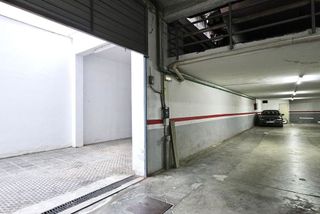 Garaje en venta en El Gall en Esplugues de Llobregat