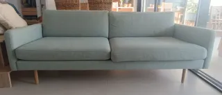 Sofá escandinavo de la marca Bolia.