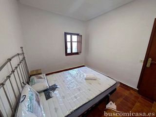 Piso en alquiler en Linares